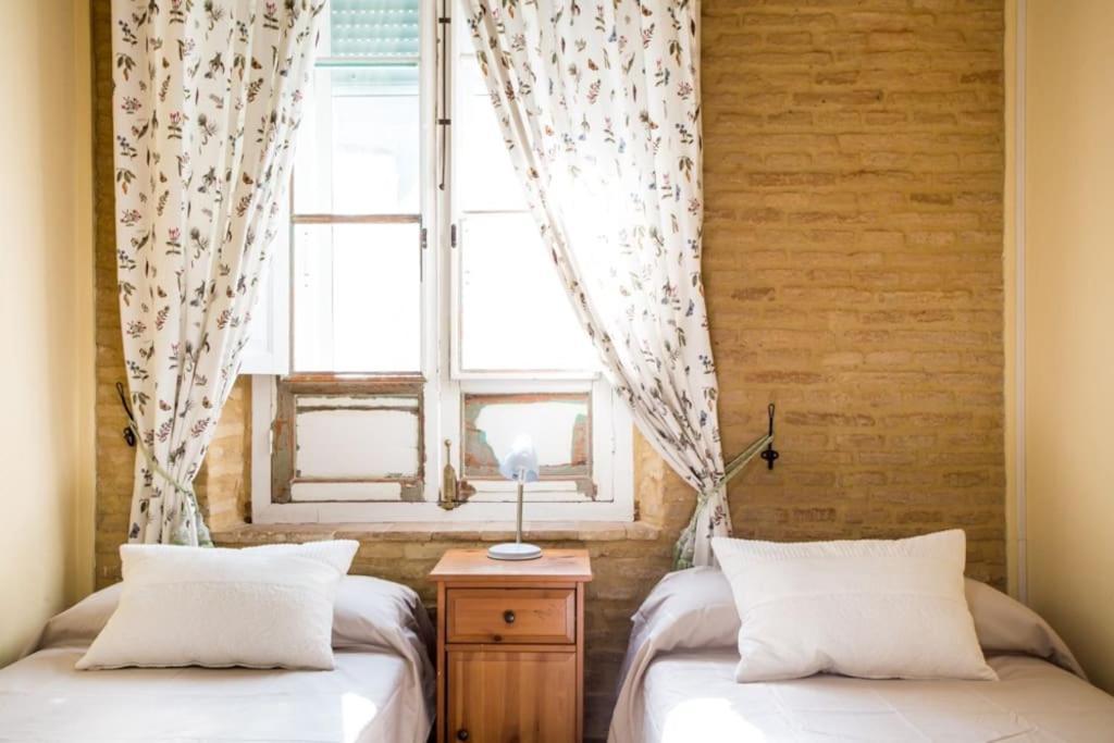 Precioso Apartamento - Localizacion Ideal **Wifi - A/C** Севілья Екстер'єр фото