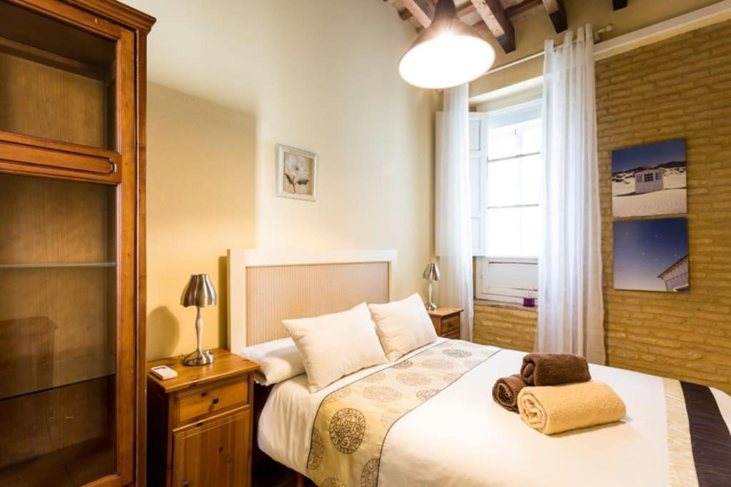 Precioso Apartamento - Localizacion Ideal **Wifi - A/C** Севілья Екстер'єр фото